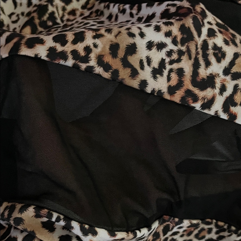 Fashion Nova Leopard and Black one shoulder swimsuit size S - Picture 4 of 4